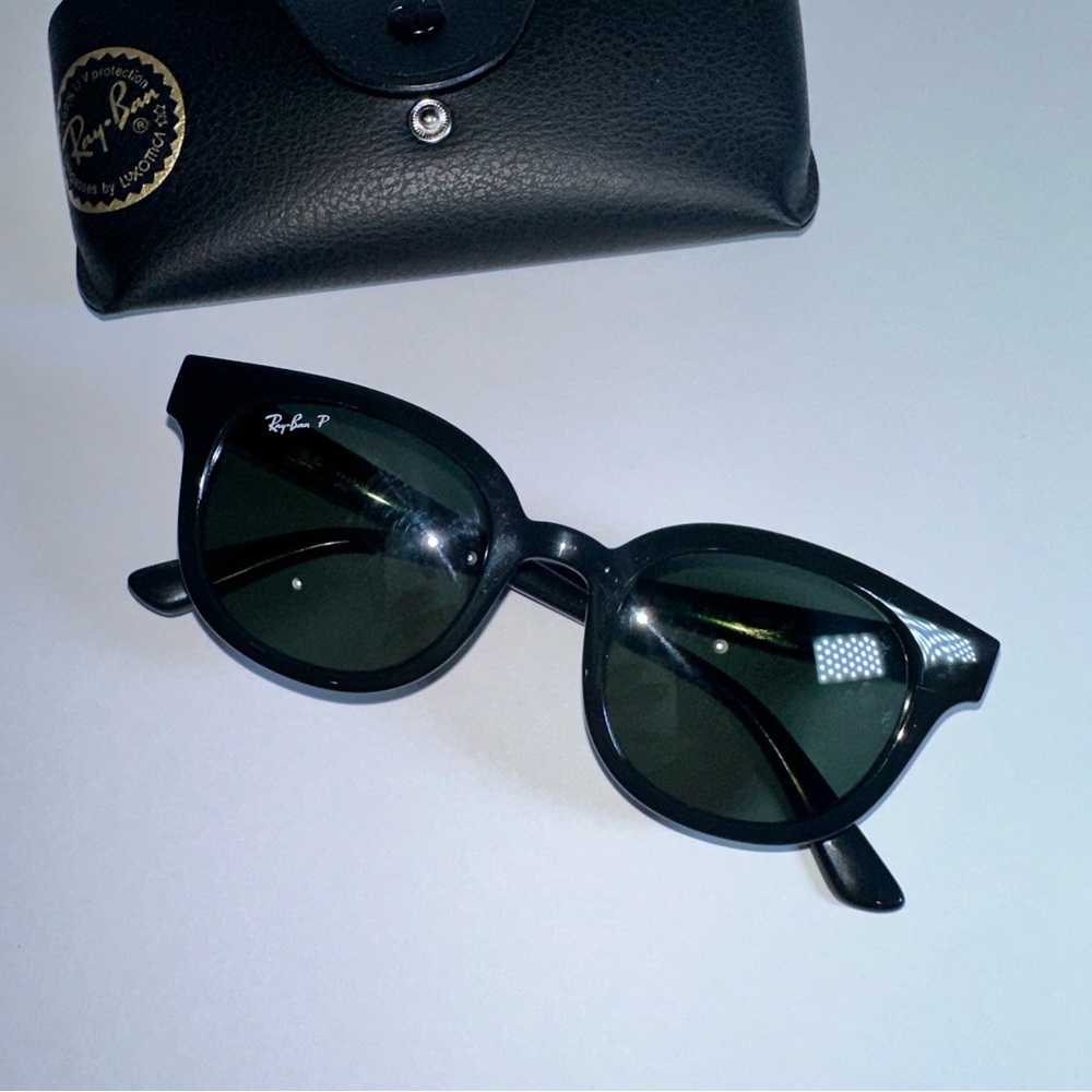 Ray-Ban Sunglasses RB 4324 601/9A New Black - Polarized